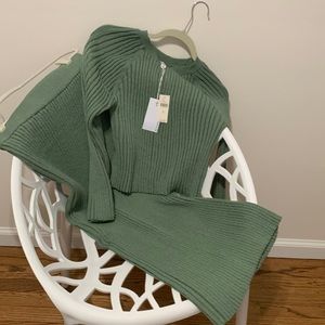 Sweater set, moss green. Womens medium. NWT